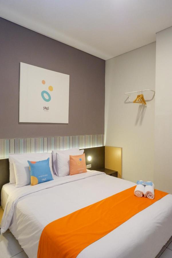 Sans Hotel Good Wish Semarang Jomblang Extérieur photo