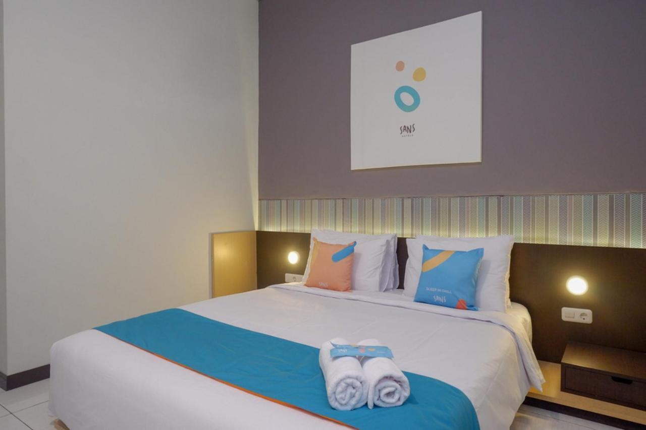 Sans Hotel Good Wish Semarang Jomblang Extérieur photo